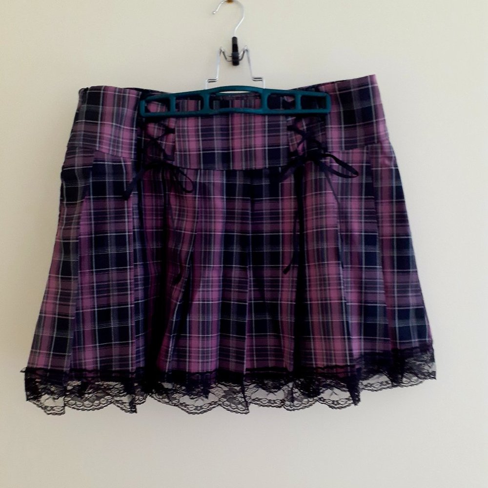 Contrast Lace Plaid Lace Up Skirt